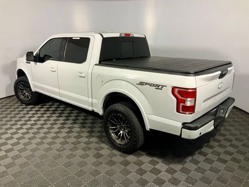 Used 2018 Ford F150 XLT w/ Equipment Group 302A Luxury AWD/4WD image 12
