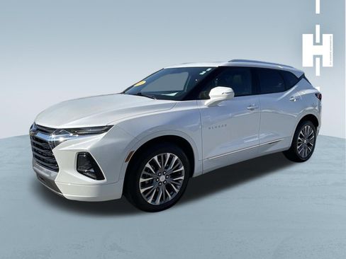 Used 2020 Chevrolet Blazer Premier w/ Driver Confidence II Package FWD image 3