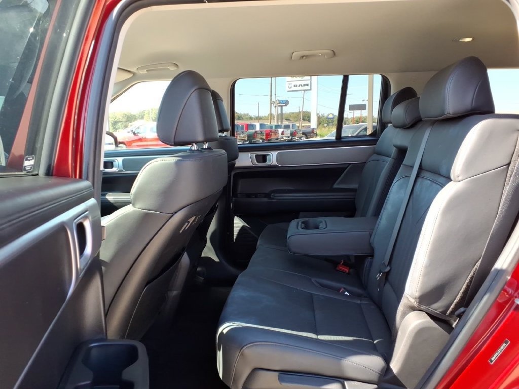 Used 2026 Hyundai Santa Fe SEL FWD image 12