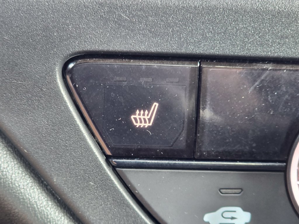 Used 2023 Honda Accord EX image 8