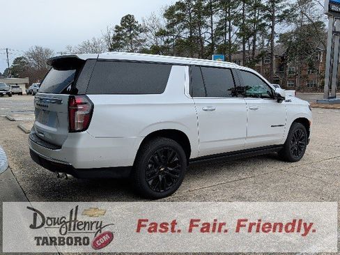 Certified 2024 Chevrolet Suburban High Country w/ Advanced Technology Package AWD/4WD image 4