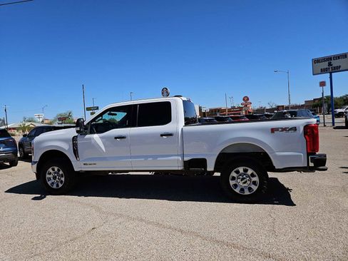 Used 2024 Ford F250 XLT w/ FX4 Off-Road Package AWD/4WD image 5