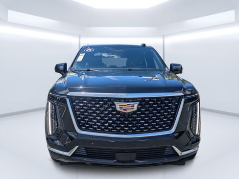 Used 2025 Cadillac Escalade Premium Luxury w/ Touring Package AWD/4WD image 8