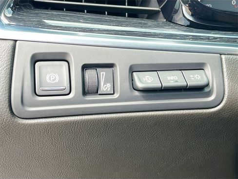 New 2025 Cadillac XT5 Premium Luxury w/ Technology Package image 10