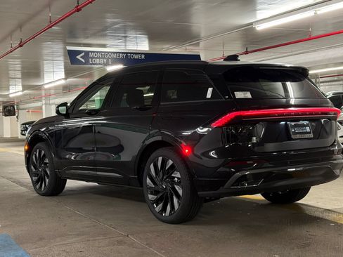 New 2026 Lincoln Nautilus Reserve AWD/4WD image 6