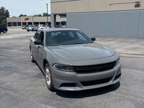 Used 2023 Dodge Charger SXT w/ Cold Weather Package RWD image 2