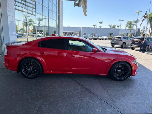 Used 2022 Dodge Charger Scat Pack RWD image 3