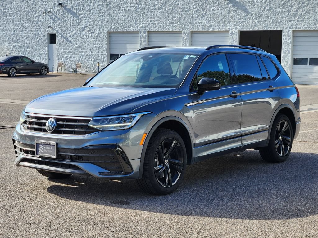 Certified 2024 Volkswagen Tiguan SE R-Line AWD/4WD image 6