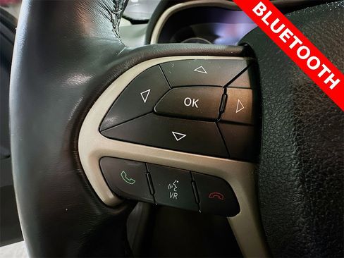 Used 2015 Jeep Cherokee Limited image 33