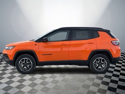 New 2026 Jeep Compass Trailhawk w/ Sun, Sound & Navigation Group image 2