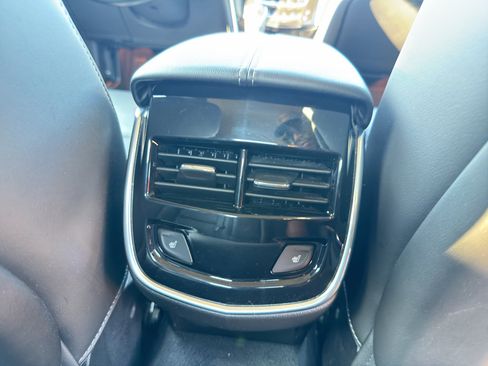 Used 2016 Cadillac XTS Luxury w/ Driver Awareness Package FWD image 28