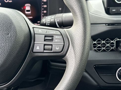 Certified 2025 Honda Accord LX image 8