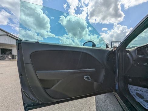 Used 2016 Dodge Challenger SXT image 12