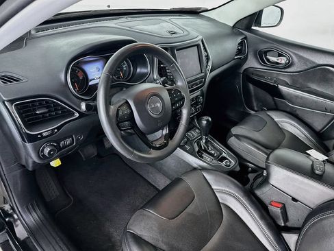 Used 2023 Jeep Cherokee Altitude Lux AWD/4WD image 30