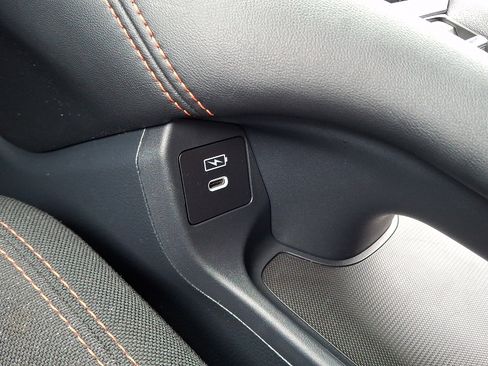 Used 2025 Honda HR-V Sport image 26