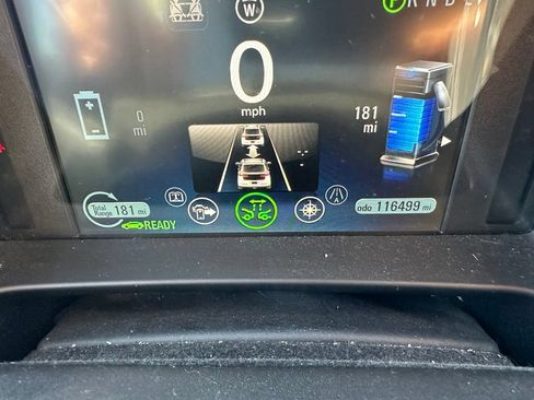 Used 2014 Chevrolet Volt Premium w/ Premium Trim Package FWD image 12