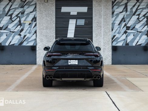 Used 2024 Lamborghini Urus S AWD/4WD image 13
