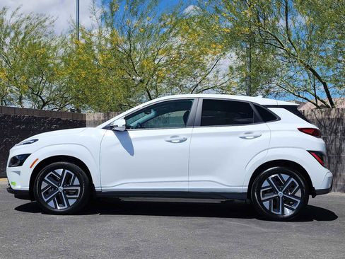 Used 2023 Hyundai Kona SEL image 6