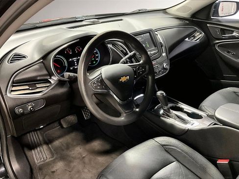 Used 2016 Chevrolet Malibu Hybrid image 16