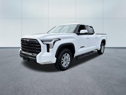 Used 2024 Toyota Tundra SR5 w/ SR5 Premium Package AWD/4WD image 2