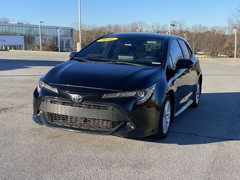 Used 2021 Toyota Corolla SE image 3
