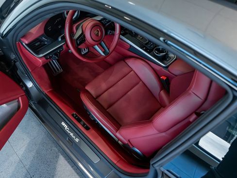 Certified 2024 Porsche 911 Turbo S AWD/4WD image 4