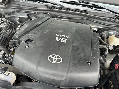 Used 2013 Toyota Tacoma PreRunner w/ SR5 Pkg RWD image 30