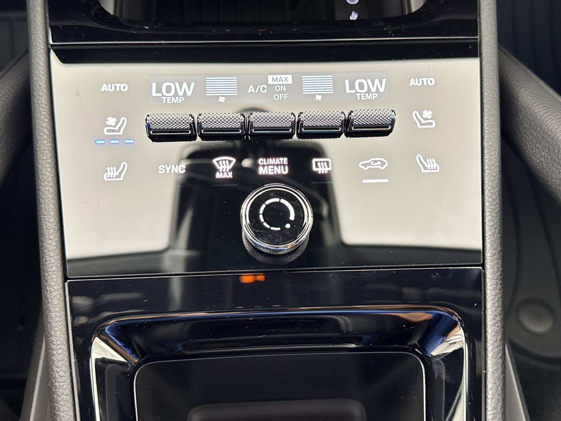 Certified 2026 Porsche Cayenne AWD/4WD image 19