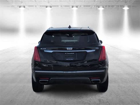 Used 2017 Cadillac XT5 Platinum image 7