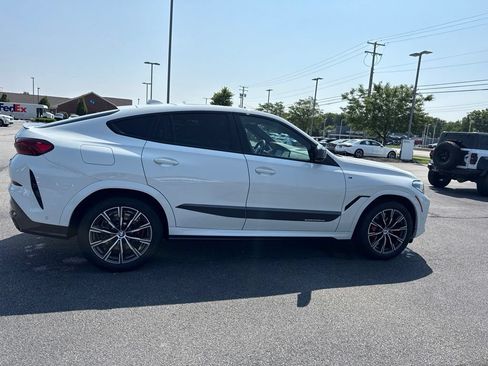 Used 2022 BMW X6 M50i w/ Premium Package AWD/4WD image 24