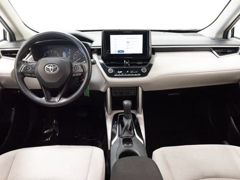 Used 2024 Toyota Corolla Cross L FWD image 37