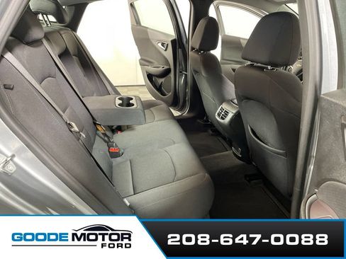 Used 2024 Chevrolet Malibu LT FWD image 22