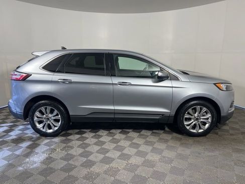 Used 2024 Ford Edge Titanium AWD/4WD image 10