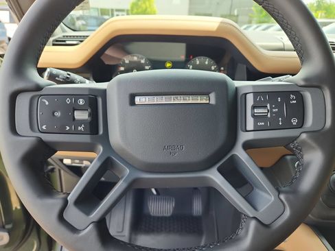 New 2026 Land Rover Defender 130 X-Dynamic SE AWD/4WD image 16
