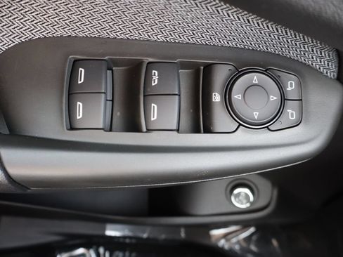 New 2026 Chevrolet TrailBlazer LT w/ Convenience Package FWD image 14
