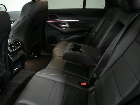 Used 2025 Mercedes-Benz GLE 450e 4MATIC image 25