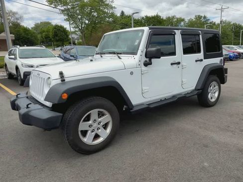 Used 2017 Jeep Wrangler Unlimited Sport w/ Quick Order Package 24S AWD/4WD image 4