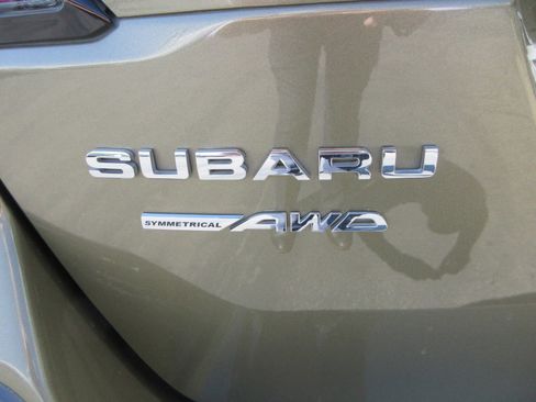 Used 2023 Subaru Outback Touring XT w/ Tech Package 2 AWD/4WD image 8