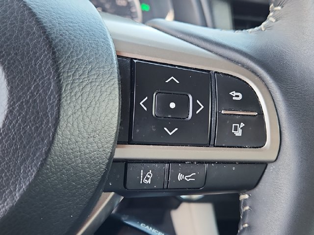 Used 2017 Lexus RX 450h AWD image 18