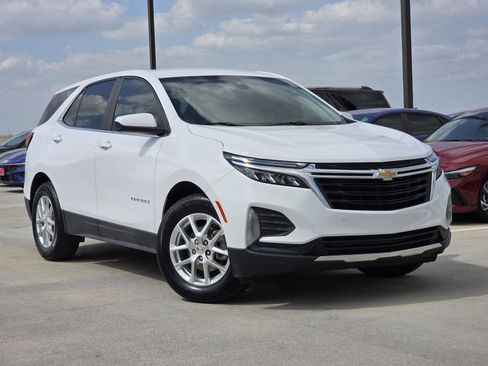Used 2022 Chevrolet Equinox LT FWD image 3