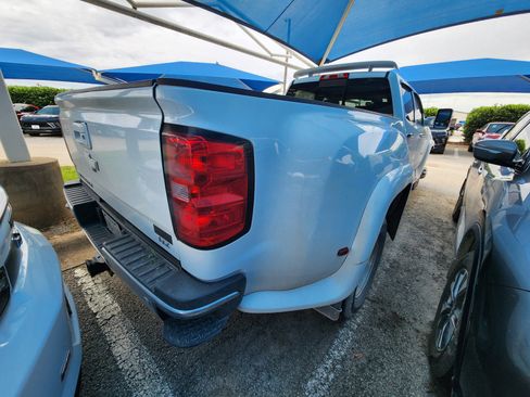 Used 2018 Chevrolet Silverado 3500 LTZ w/ Duramax Plus Package RWD image 4