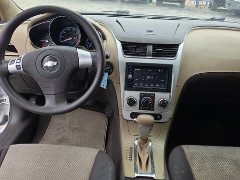 Used 2009 Chevrolet Malibu LS image 9