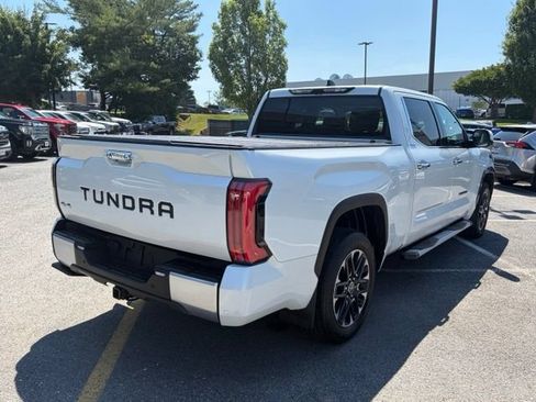 Used 2023 Toyota Tundra Limited AWD/4WD image 8