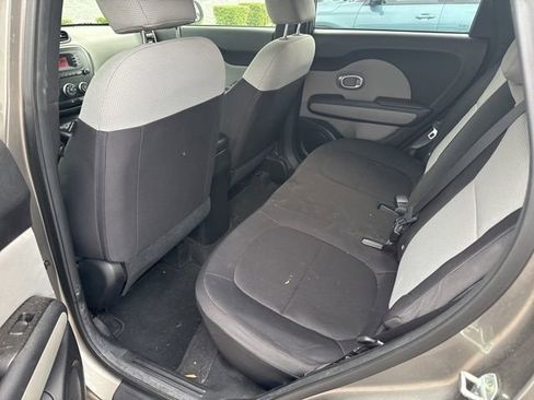 Used 2015 Kia Soul image 13