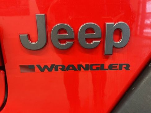 Used 2023 Jeep Wrangler Rubicon w/ Cold Weather Group image 7