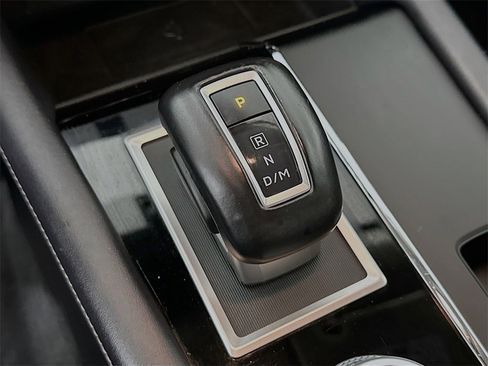 Used 2024 Mitsubishi Outlander SE image 19