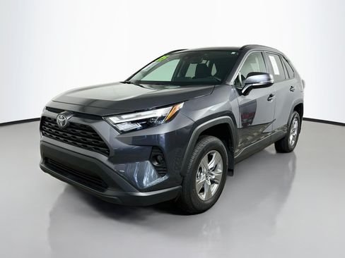 Used 2025 Toyota RAV4 XLE w/ Convenience Package FWD image 10