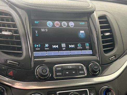 Used 2019 Chevrolet Impala LT w/ LT Convenience Package FWD image 14