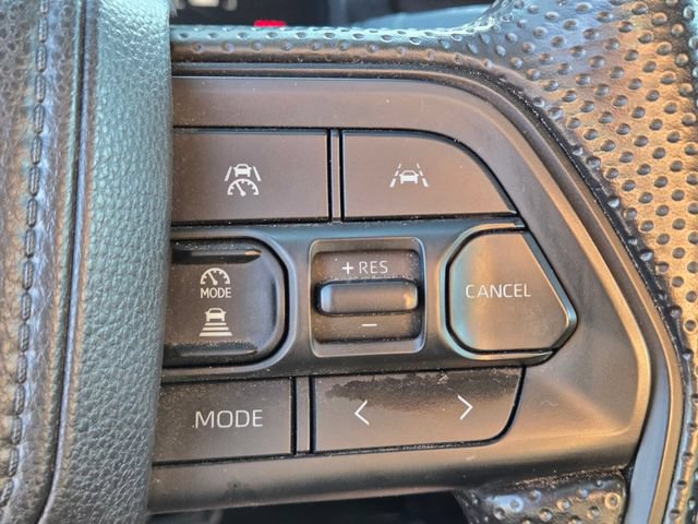 Used 2025 Toyota Tacoma SR5 AWD/4WD image 24