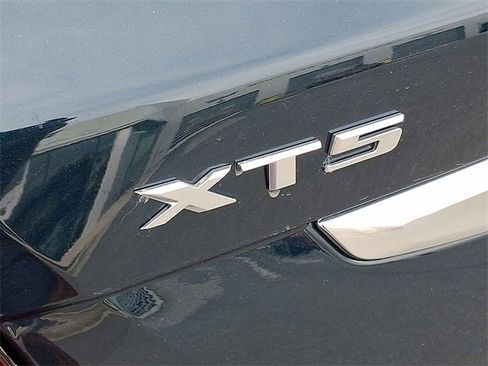 New 2025 Cadillac XT5 Luxury image 19